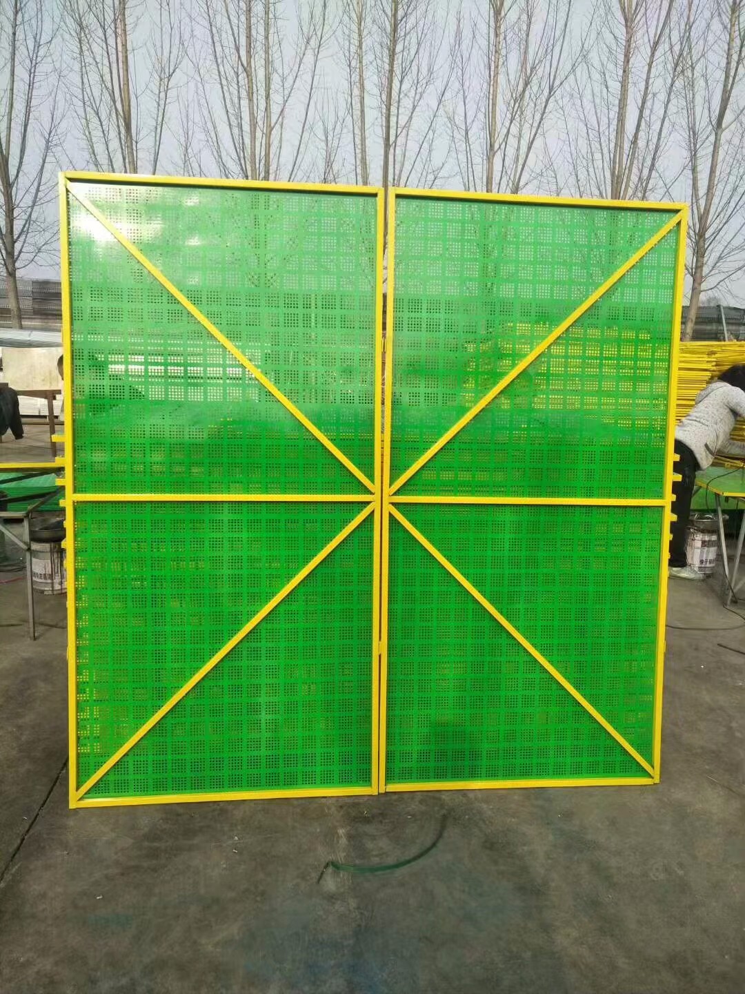 金屬防護(hù)網(wǎng)