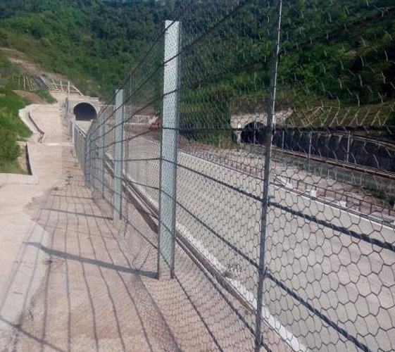 剛性防護網(wǎng) 剛性防護網(wǎng)